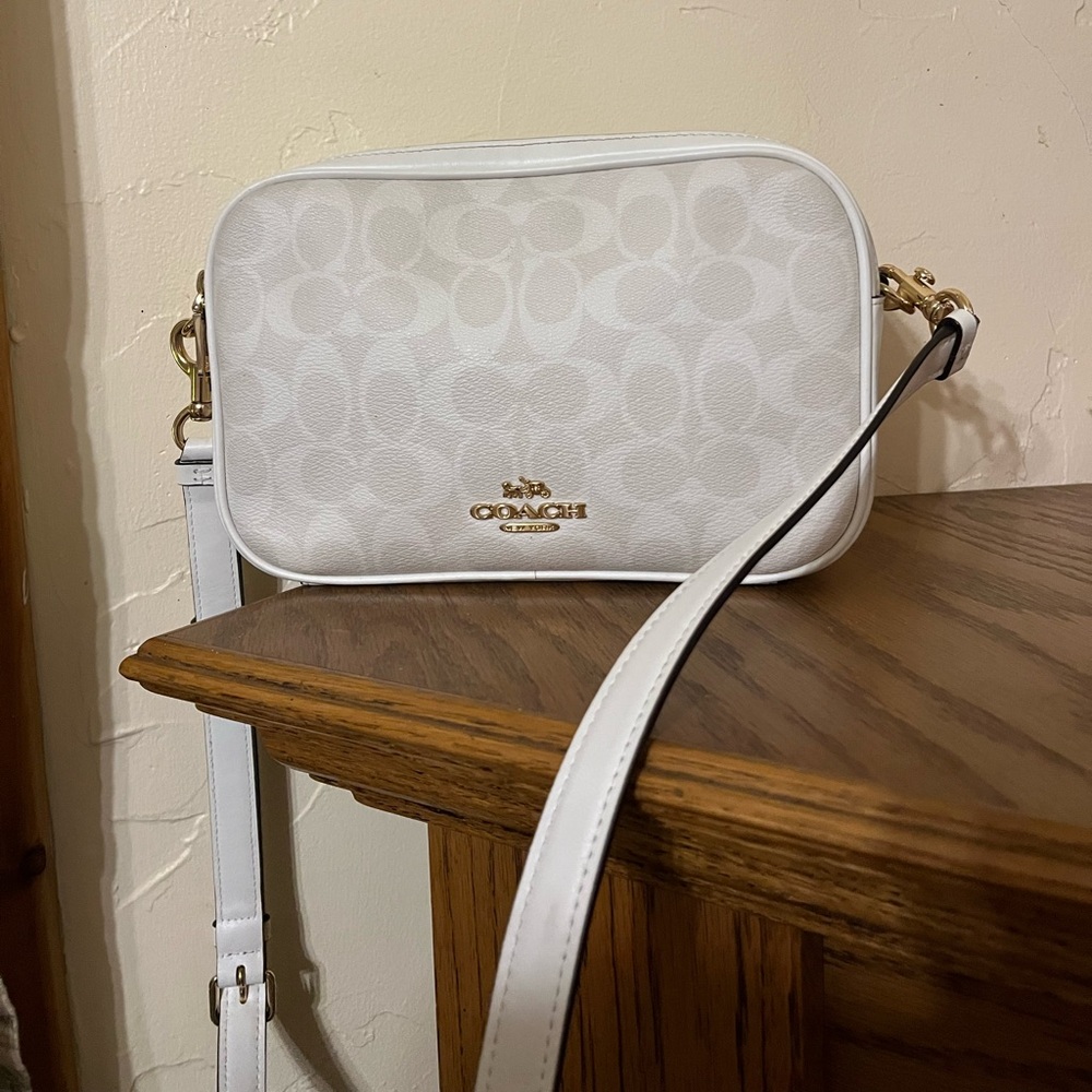 Coach Jes Shoulder Bag in Signature Gold & White